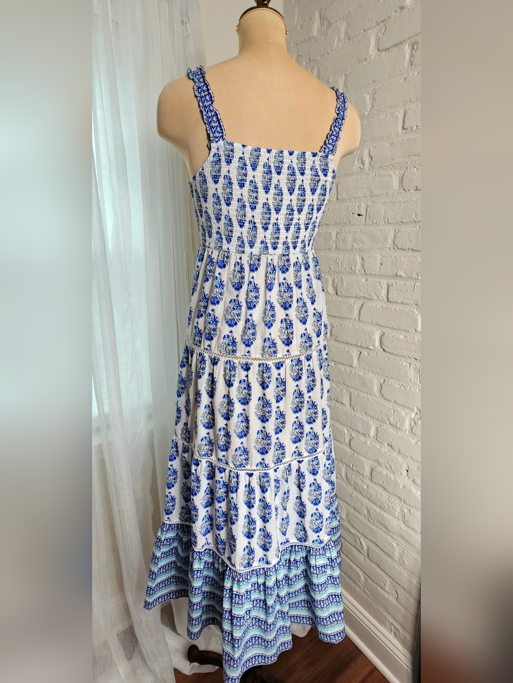 Playa Lucia Smocked Maxi Dress Blue White Tile Print Tiered Summer Dress Size M - Picture 4 of 9